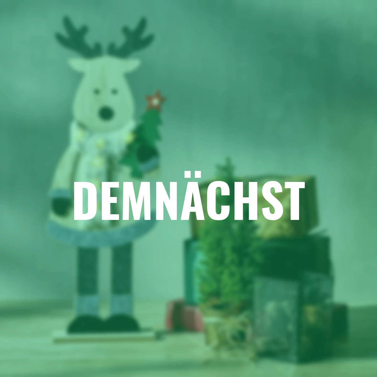 LED-Elch Rudolph mit Tanne
