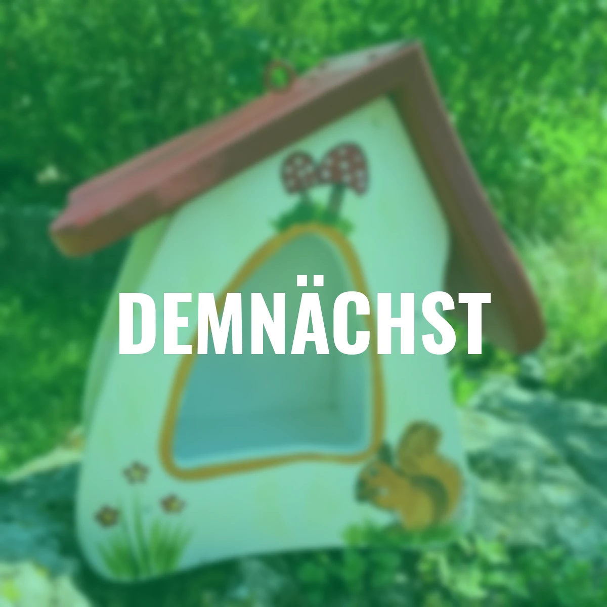 Vogelhaus Tiere des Waldes Eichhörnchen, weiß